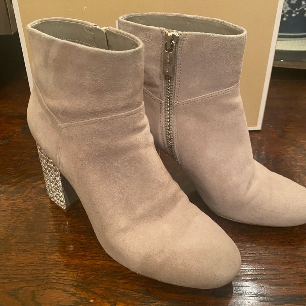 Michael Kors Arabella Pearl Gray suede boot with crystal studded heels - Picture 6 of 8